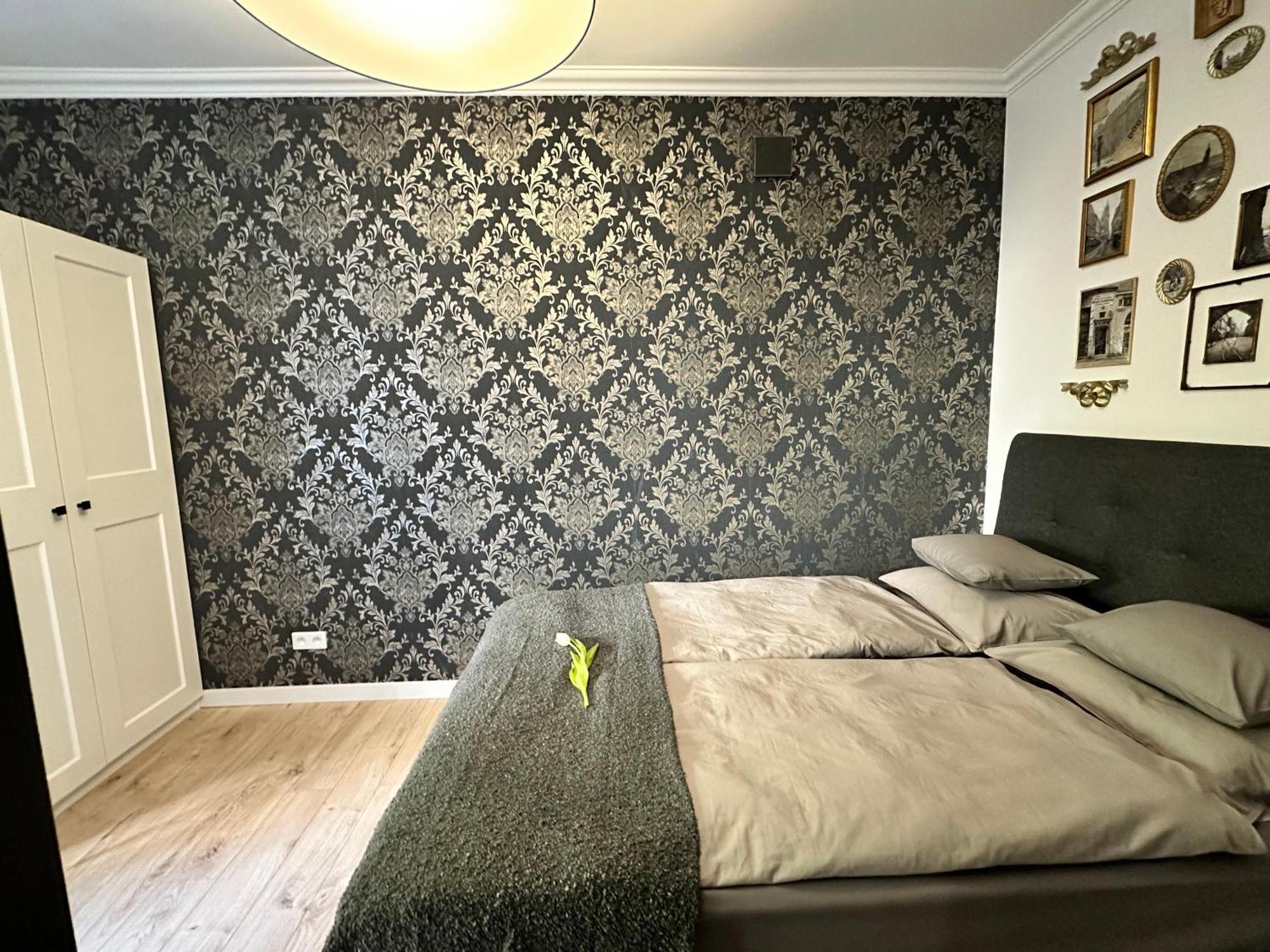 Main Square Apartments Sylvi Краків Екстер'єр фото