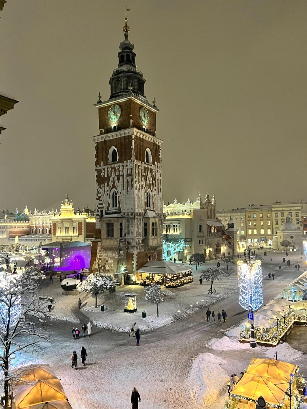 Main Square Apartments Sylvi Краків Екстер'єр фото